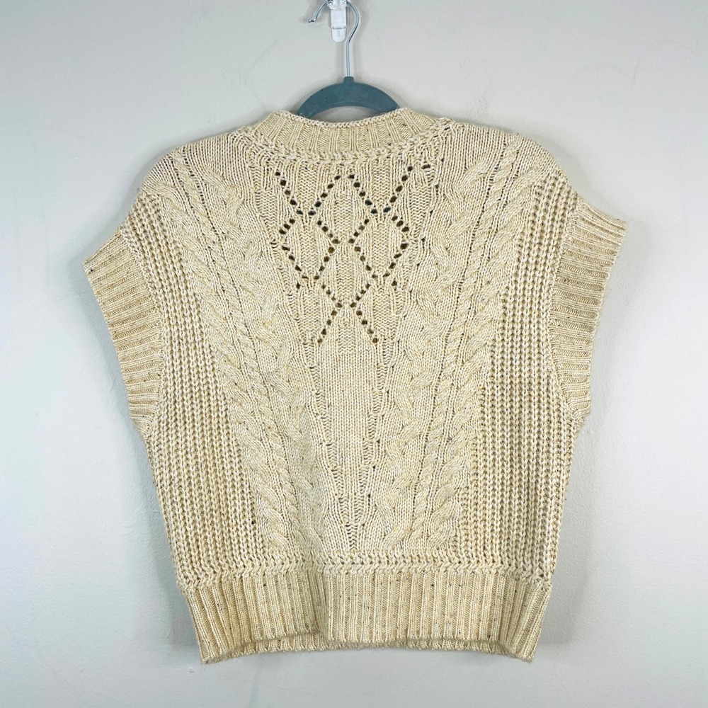 a.n.a Cream Cable Knit Sleeveless Sweater Vest